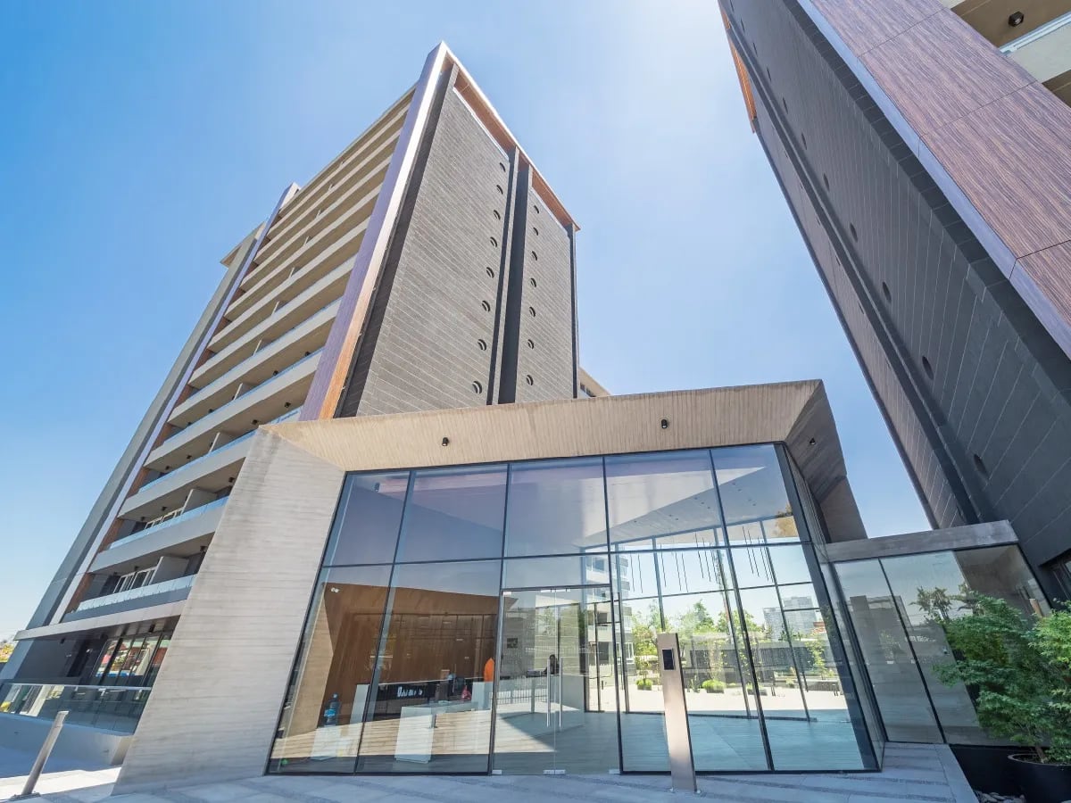 Mercado de multifamily suma 11 nuevos edificios a mayo, mientras que el precio promedio de arriendo cae