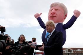 La crisis del laborismo en Reino Unido: partido sufre histórica derrota en bastión del norte obrero de Inglaterra