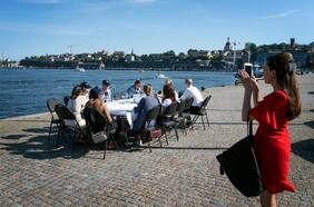 Suecia y su controvertida estrategia contra el uso de mascarilla: en las últimas dos semanas registra menos de un muerto diario por Covid-19