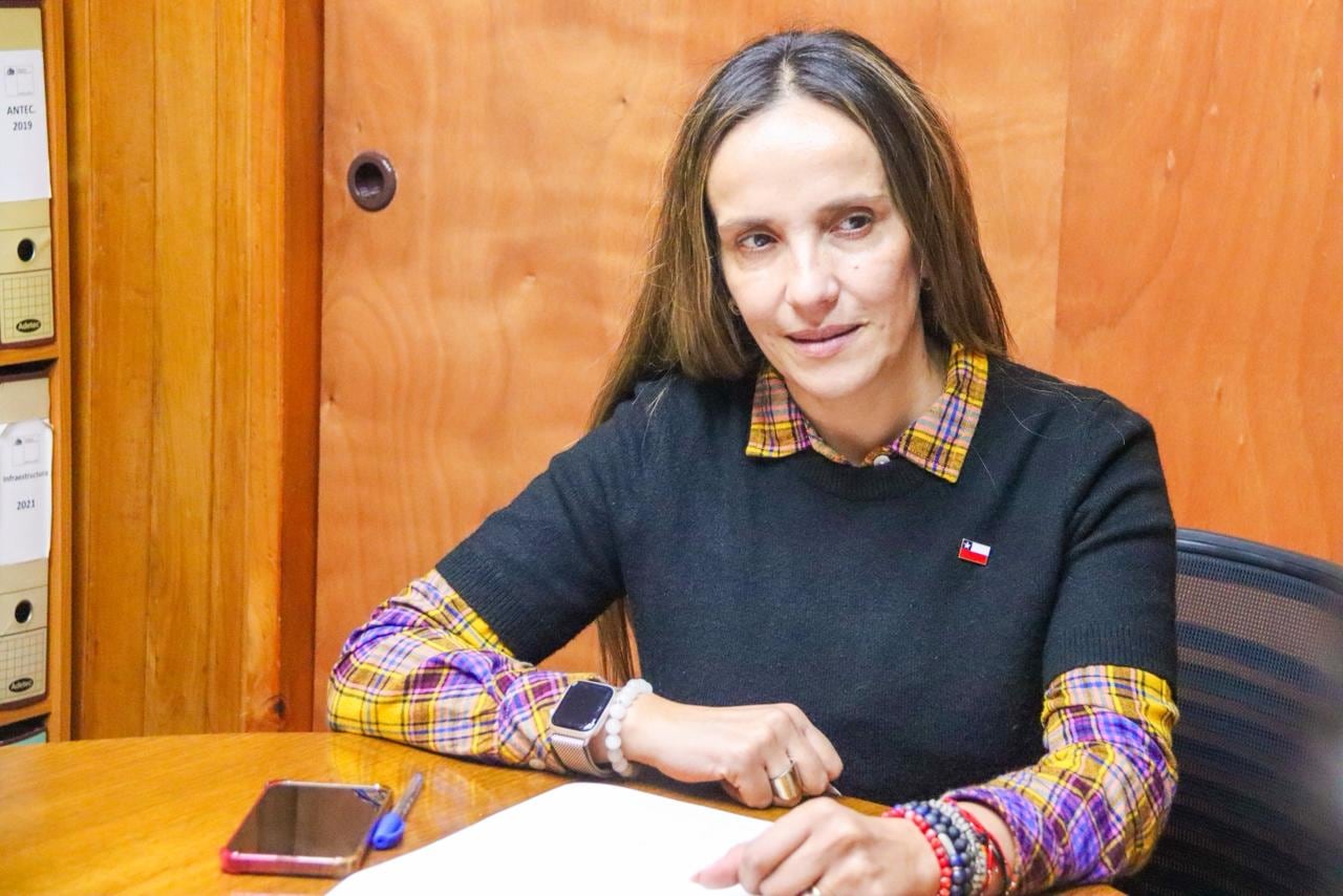 Van 21 seremis fuera del gobierno: renuncia titular de Transportes de Aysén tras polémica por detención de su esposo