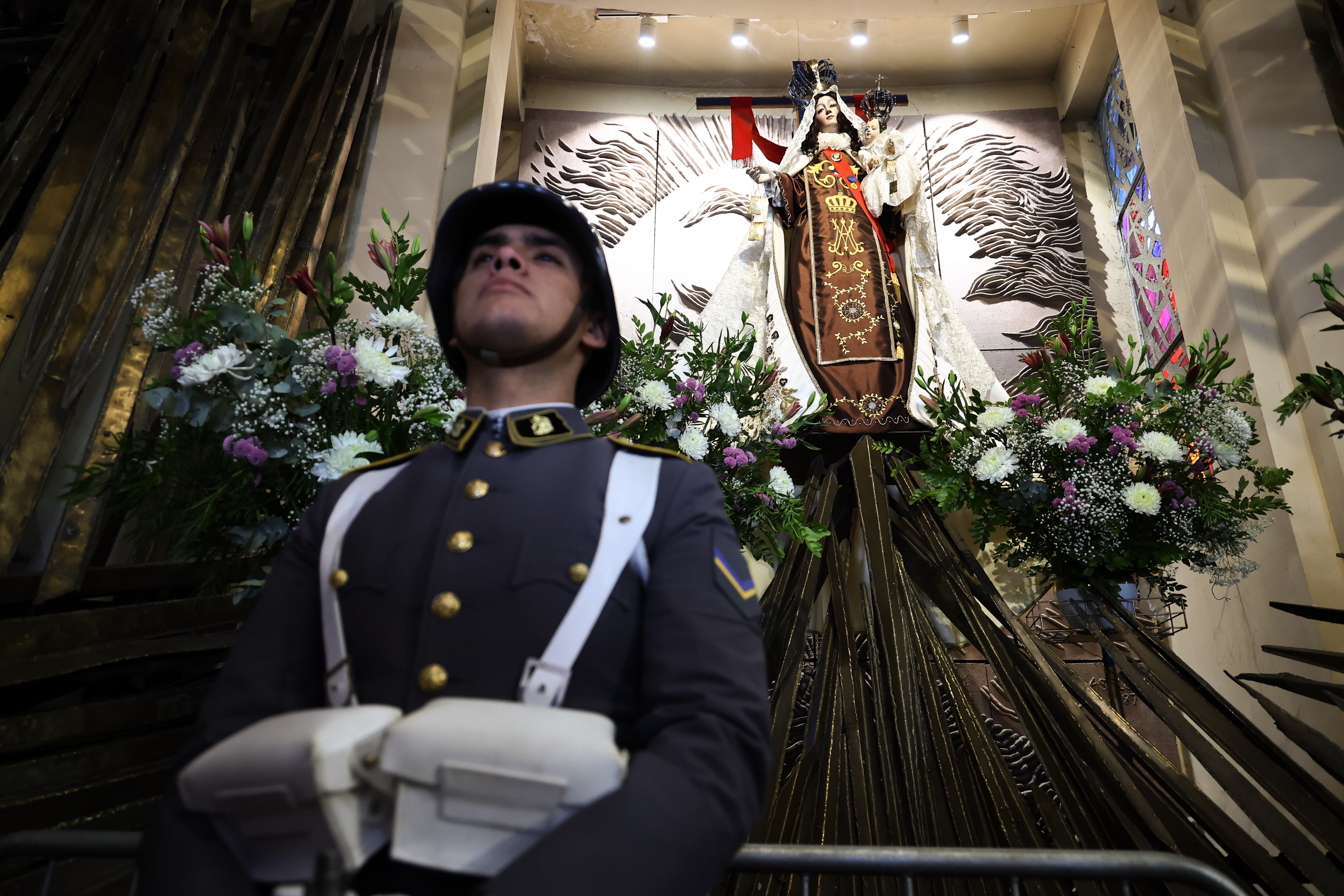 La historia que explica por qué la virgen del Carmen abrirá la Parada Militar en su rol de patrona y generala de las FF.AA.