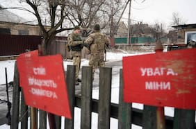 Amenaza de Rusia gatilla que países de la Europa del Este desplieguen minas terrestres en sus fronteras