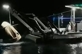 Cuatro astronautas regresaron de emergencia a la Tierra por un problema médico grave