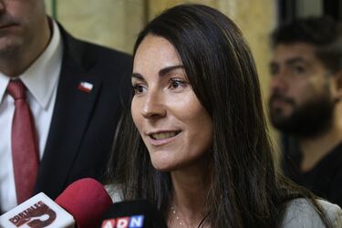 Ministra Arzola asegura que beneficiarios de gratuidad no la perderán y anuncia proyecto para restituir mérito académico en el SAE