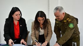 Seguridad y Educación firman convenio con Carabineros para reforzar seguridad en establecimientos educacionales