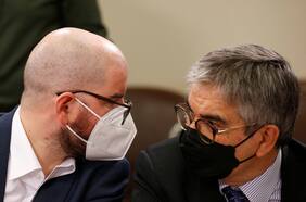 Cómo se gestó y las secuelas del arriesgado contragolpe del gobierno al quinto retiro