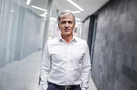 José Ramón Valente: “La política económica más importante del programa de Matthei y Kast es seguridad”