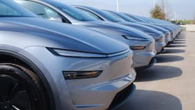 Tesla reporta ingresos en línea con lo esperado, pero sus ganancias superan las expectativas