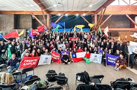 Frente Amplio presenta candidaturas para las próximas elecciones: 29 candidatos pasarán directamente a la papeleta y 19 competirán en primarias