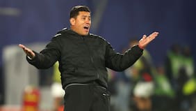 15 meses de un mando que perdió el rumbo: el eterno interinato de Nicolás Córdova