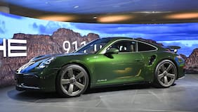 Porsche 911 Turbo S llega a Chile con 711 HP y la tecnología híbrida más avanzada de la saga