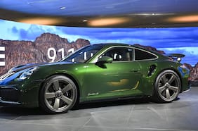 Porsche 911 Turbo S llega a Chile con 711 HP y la tecnología híbrida más avanzada de la saga