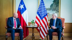 Canciller van Klaveren se reúne con el nuevo embajador de Estados Unidos en Chile