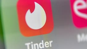 Chile está entre las prioridades de los dueños de Tinder: lanza Hinge, su nueva app de citas “serias”