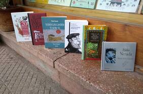 Recordando a Neruda a través de sus libros