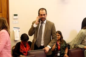 Activación de Boric, minutas y contactos con parlamentarios: las gestiones de Grau ante la AC en su contra