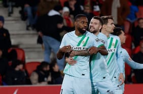“Cuando te has convertido en un equipo ganador, se nota”: España se rinde ante la racha del Betis de Pellegrini