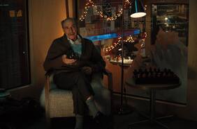 F. Murray Abraham presentó sus disculpas tras acusaciones en la serie Mythic Quest