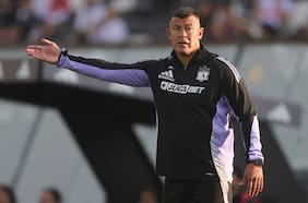 La millonaria cifra que exige Jorge Almirón para dejar la banca de Colo Colo