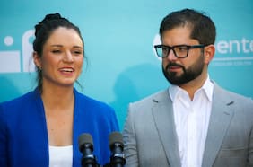 Defensa de Karamanos al “legado de Karamanos” abre discusión en la izquierda sobre la figura de la Primera Dama