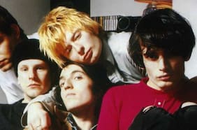 Entrando a un hospital sin autorización y con cámaras análogas: cómo se creó la portada de The Bends de Radiohead