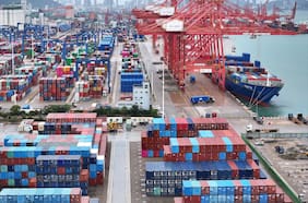 Exportaciones chinas crecen en julio, pero aquellas a EE.UU. sufren dura caída