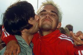 Robbie Williams comenta que ir de juerga con los Gallagher “fue el comienzo de mi nueva vida”