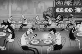 Estudio revela que el 2021 pasamos más tiempo “pegados” al celular