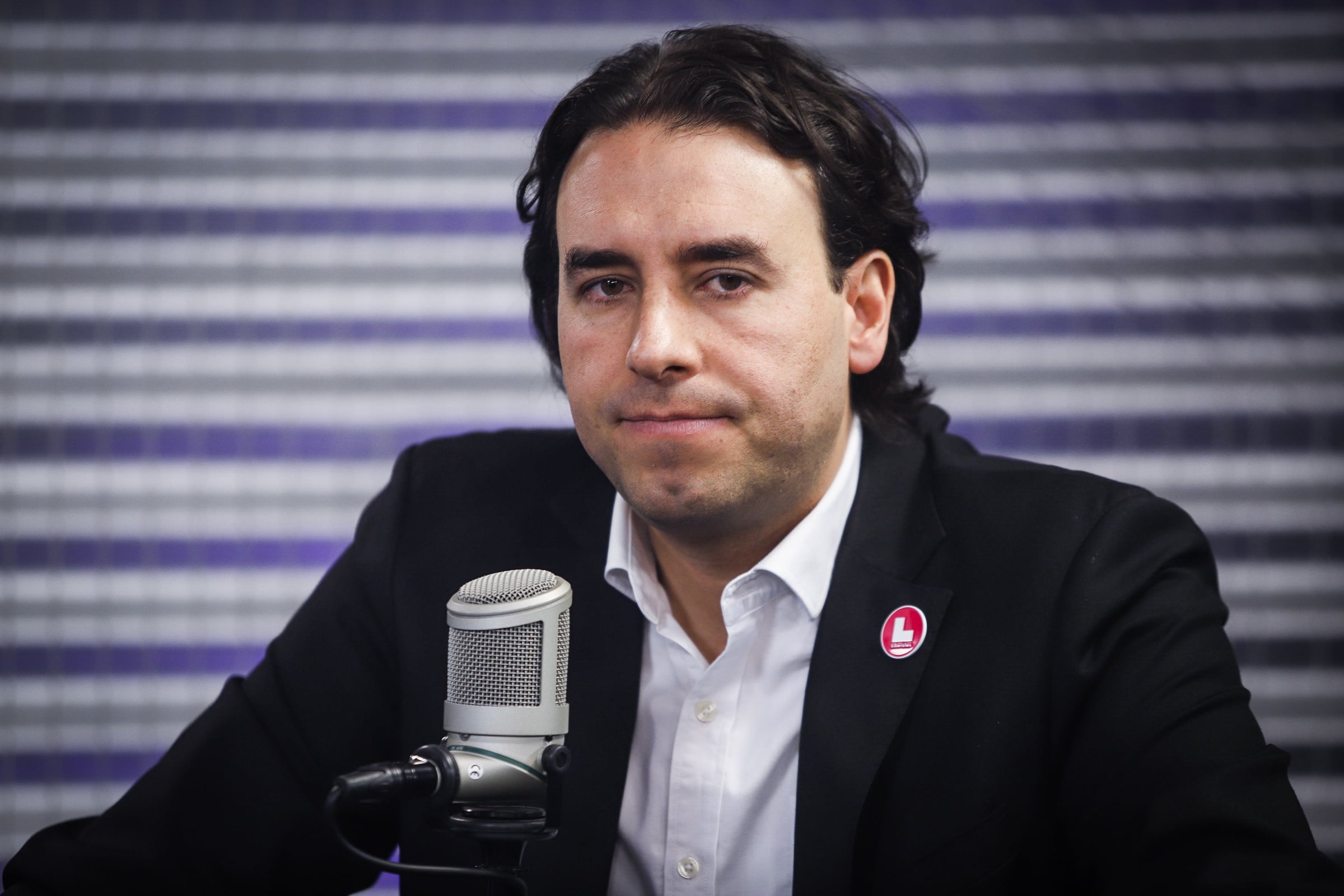 Vlado Mirosevic cuestiona falta de nuevas medidas en la frontera: "Fuera de la zanja no hemos visto otras"