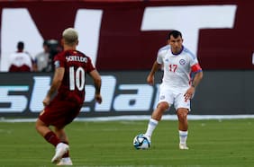 Gary Medel lamenta la expulsión de Marcelino Núñez: “El fútbol es duro, más con un jugador menos”