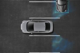 Los autos con manejo semiautónomo más baratos que se venden en Chile
