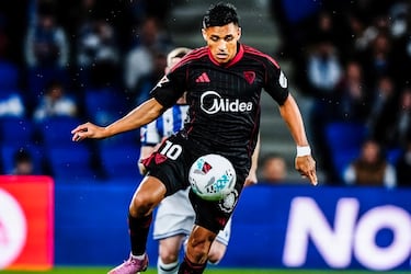 Alexis ingresó desde el primer minuto en el duelo de Sevilla con Real Sociedad.