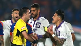 ¿Qué le dijo? Árbitro revela supuesto insulto que provocó expulsión de Diego Carrasco en victoria de la U ante Concepción