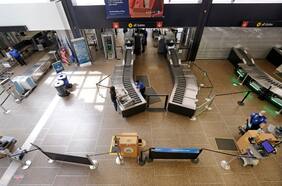 Los aeropuertos estadounidenses recibirán US$8.000 millones en ayuda para pagar las facturas mientras que la industria del viaje se recupera