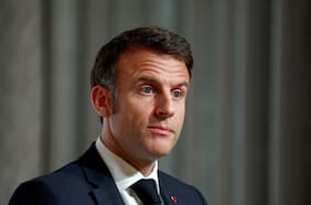 Rusia afirma que Macron busca un diálogo con Moscú para “entrometerse” en las negociaciones sobre Ucrania