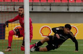 Tras 14 días sin jugar: Colo Colo derriba con lo mínimo la muralla de San Felipe por la Copa Chile
