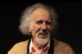 El teatro chileno se despide de Nissim Sharim