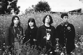 Adelaida celebra 10 años de carrera con su nuevo disco