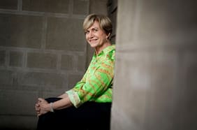 The Economist publica perfil de Evelyn Matthei: “La mujer que liderará la contrarrevolución chilena”