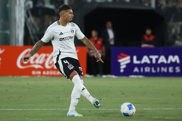 Alan Saldivia, en el partido entre Colo Colo y San Felipe.