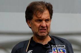 Aníbal Mosa festeja el histórico triunfo albo ante Junior: “Colo Colo tiene que estar peleando todos los frentes”