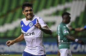 Cristian Tarragona, delantero argentino: “Me encantaría jugar en Colo Colo; existe una negociación que está ahí”