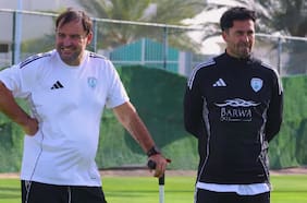 Con el Mago Jiménez en su cuerpo técnico: José Luis Sierra regresa a Medio Oriente tras su fracaso con Unión Española