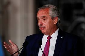 Alberto Fernández se distancia de su ministro de Interior y se agravan tensiones con el kirchnerismo