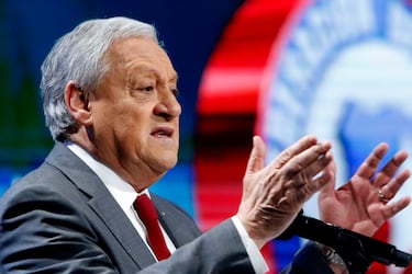 Arturo Salah rompe el silencio y critica al fútbol chileno.