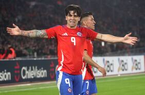 Zapatos robados, regalo de Alexis y una histórica venta en México: la vuelta larga de Víctor Dávila, el gran acierto de la era Gareca