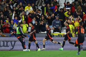 Viernes de fecha FIFA: Colombia da el golpe ante España y Argentina gana sin Messi
