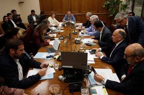 Proyecto pesquero en día clave: mixta revisará fórmulas de financiamiento en medio de llamados a reabrir debate por cuota de merluza