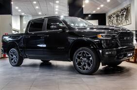 RAM 1500 aumenta su oferta con la edición Limited Night Edition