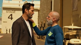 Keanu Reeves es una estrella en problemas en el primer adelanto de Outcome